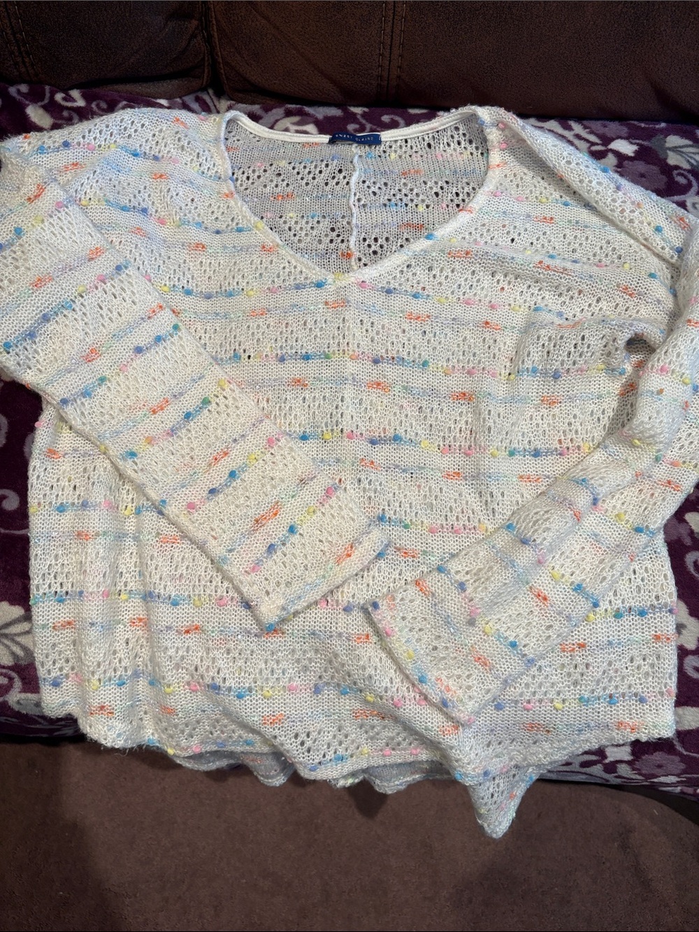 Lightweight White Open-Knit Sweater with Multicolor Flecks